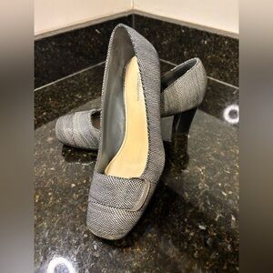 Croft & Barrow Black & Gray Textile Heels